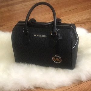 BRAND NEW🔥 Michael Kohrs Bedford Satchel